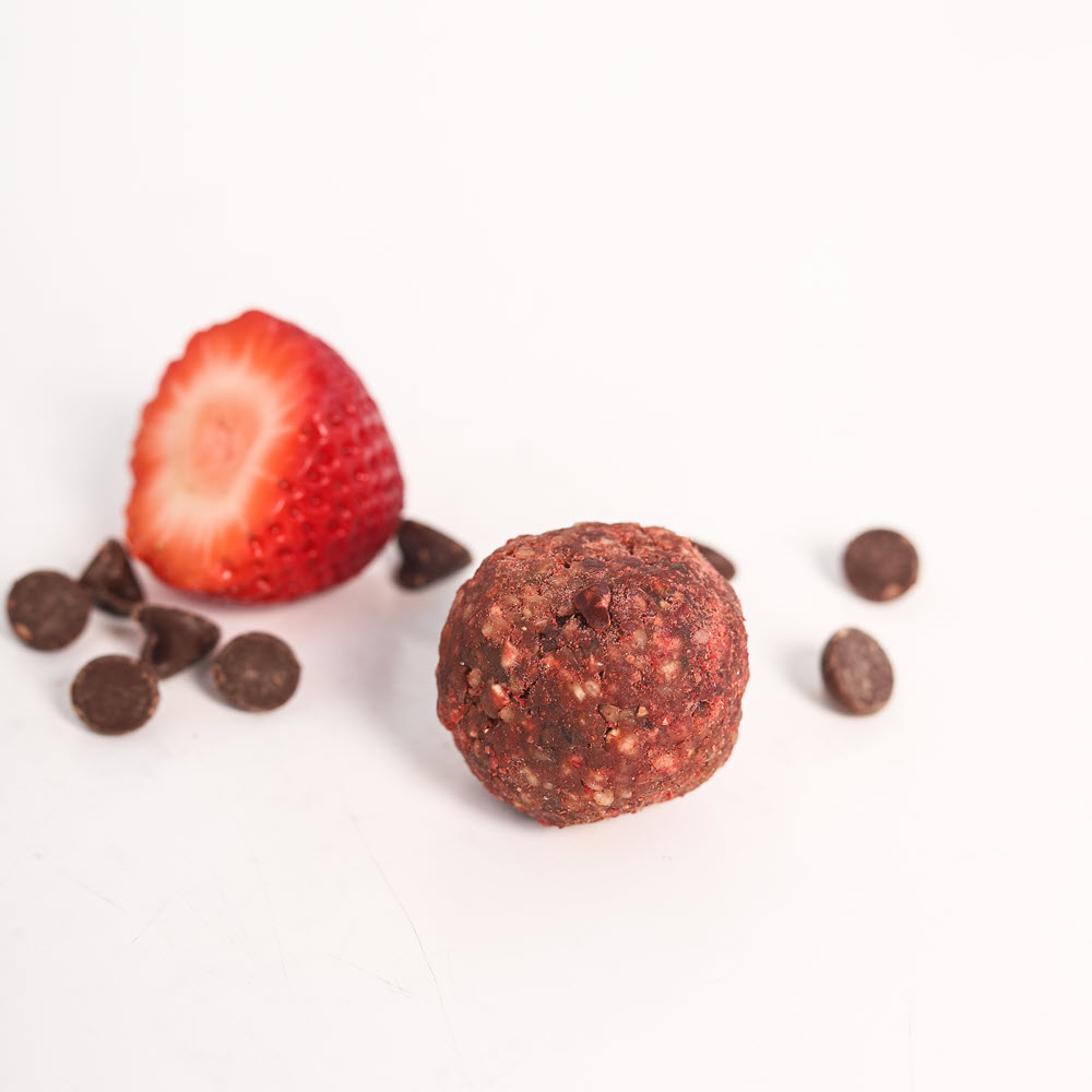 Featured image for “CHOCOLATE COVERED STRAWBERRY ON-THE-GO BITES”